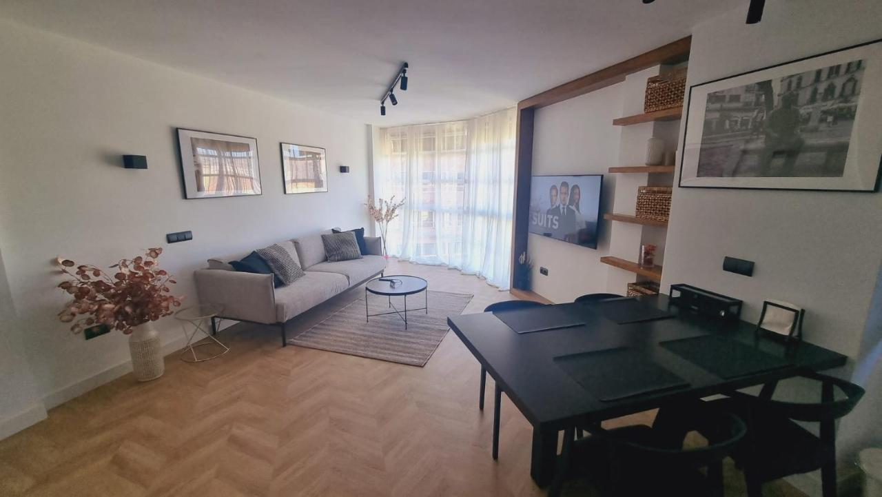Luxe Appartement In Het Centrum Van Malaga Met Gratis Parkeerplek! Eksteriør bilde